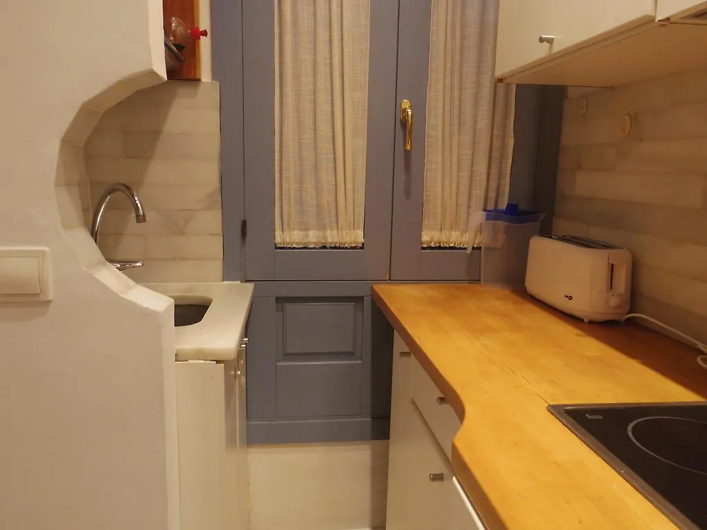 Coqueto Donkey Apartment Seville Spain